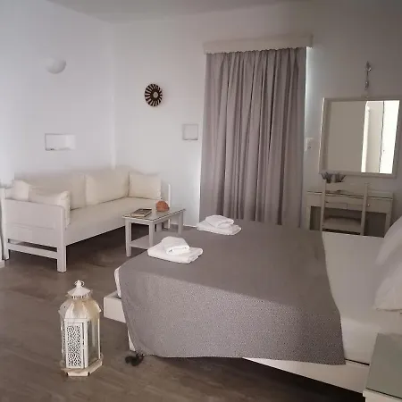 Blue Sky Summer Hotel Naxos City