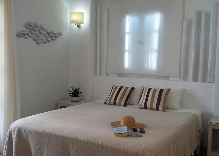 מלון Blue Sky Summer 2*